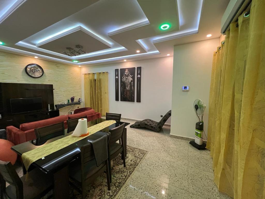 Smb-Gn Residence Lambandji - Electricite Et Wifi H24 Конакри Экстерьер фото